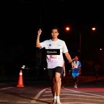 Runner Photo 5015980