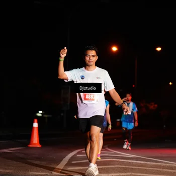 Runner Photo 5015987