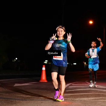 Runner Photo 5015999