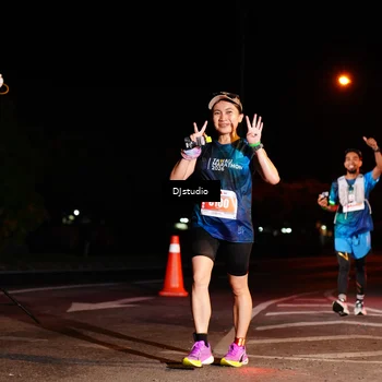 Runner Photo 5016003