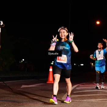 Runner Photo 5016004