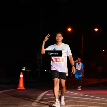 Runner Photo 5016028