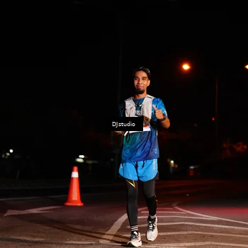 Runner Photo 5016031
