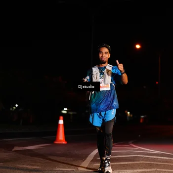 Runner Photo 5016035