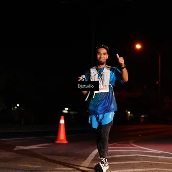 Runner Photo 5016042