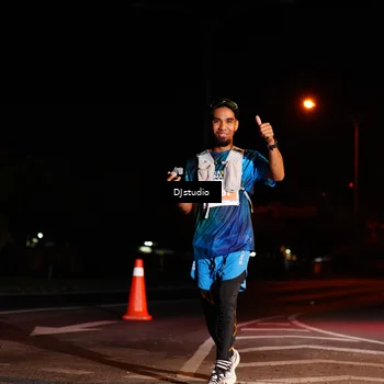 Runner Photo 5016043