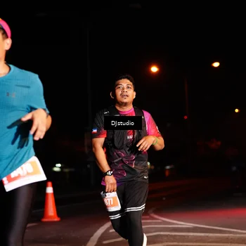 Runner Photo 5016196