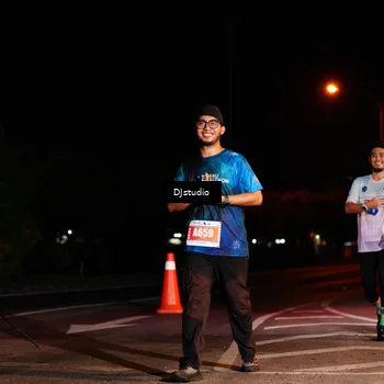 Runner Photo 5016501