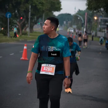Runner Photo 5017700