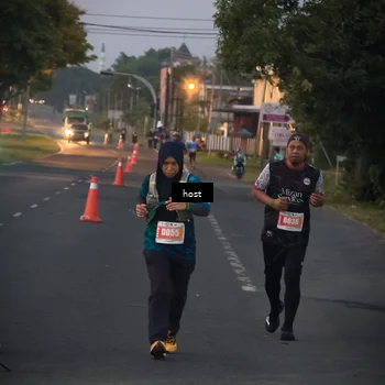 Runner Photo 5017873