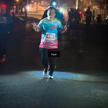 Runner Photo 5018101