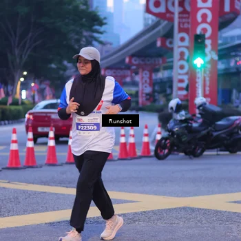Runner Photo 5020801