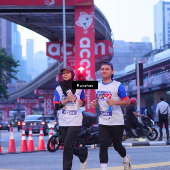Runner Photo 5021015