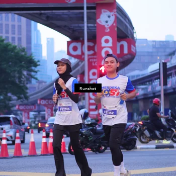 Runner Photo 5021025