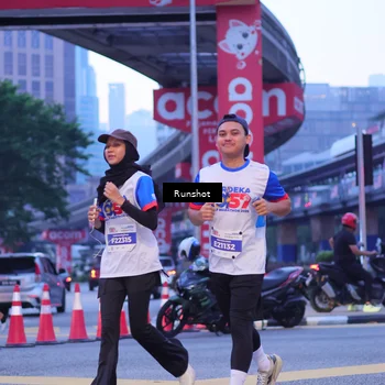Runner Photo 5021028