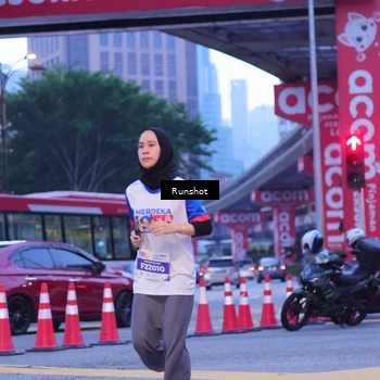 Runner Photo 5021040