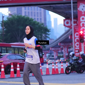 Runner Photo 5021041