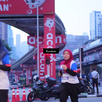 Runner Photo 5021048