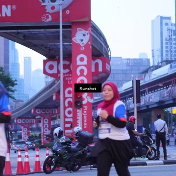 Runner Photo 5021049