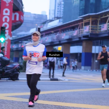 Runner Photo 5021094