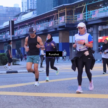 Runner Photo 5021103