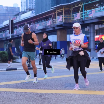 Runner Photo 5021105