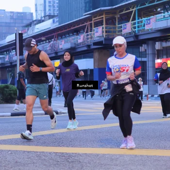 Runner Photo 5021107