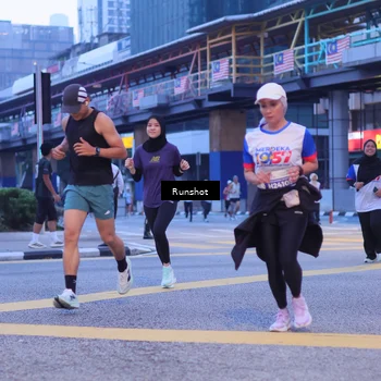 Runner Photo 5021108