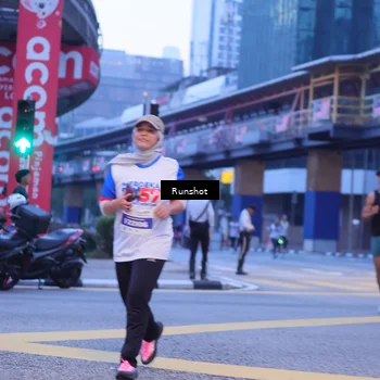 Runner Photo 5021109
