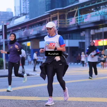 Runner Photo 5021120