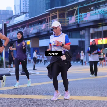 Runner Photo 5021121