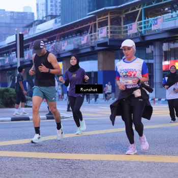 Runner Photo 5021123