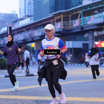 Runner Photo 5021124
