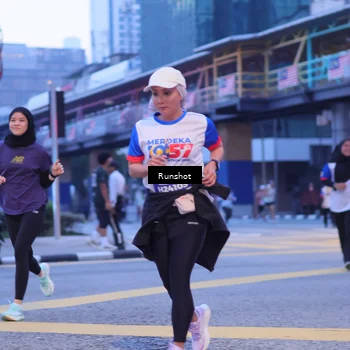 Runner Photo 5021126