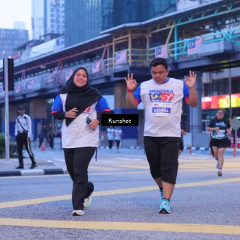 Runner Photo 5021156