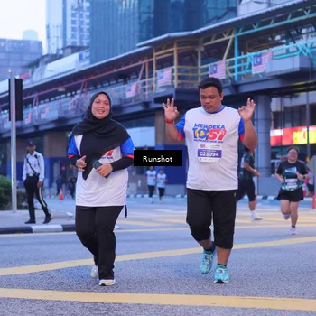 Runner Photo 5021159