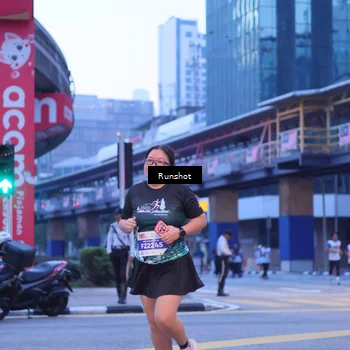 Runner Photo 5021180