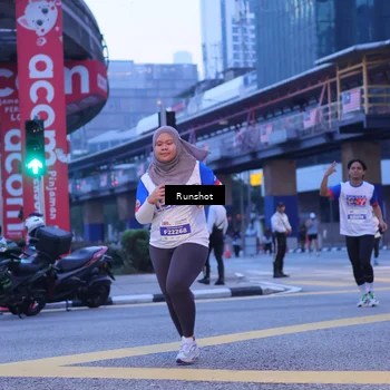 Runner Photo 5021214