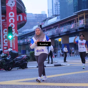 Runner Photo 5021216