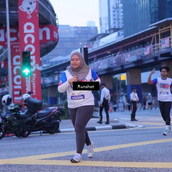 Runner Photo 5021219