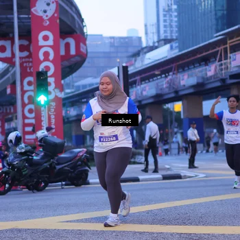 Runner Photo 5021221