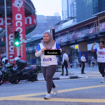 Runner Photo 5021222