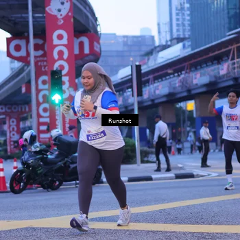 Runner Photo 5021231