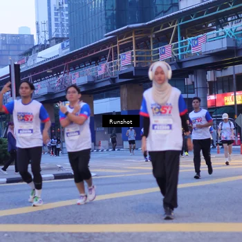 Runner Photo 5021243