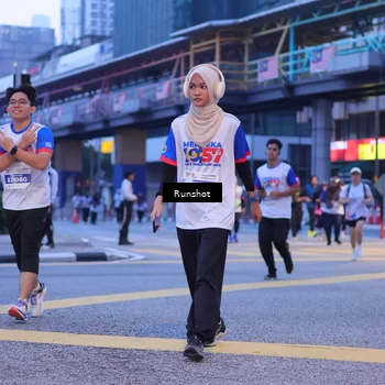 Runner Photo 5021253