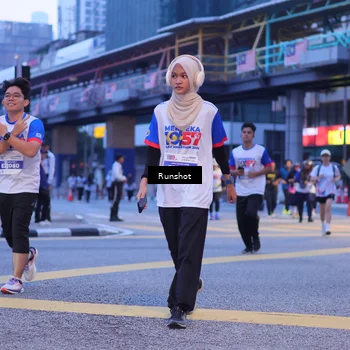 Runner Photo 5021256