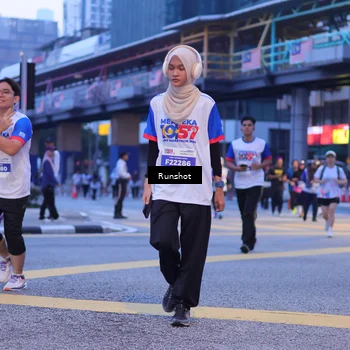 Runner Photo 5021260