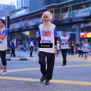 Runner Photo 5021262