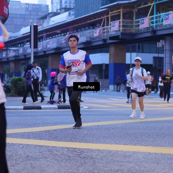 Runner Photo 5021286