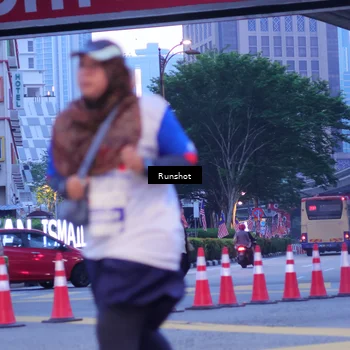 Runner Photo 5021305